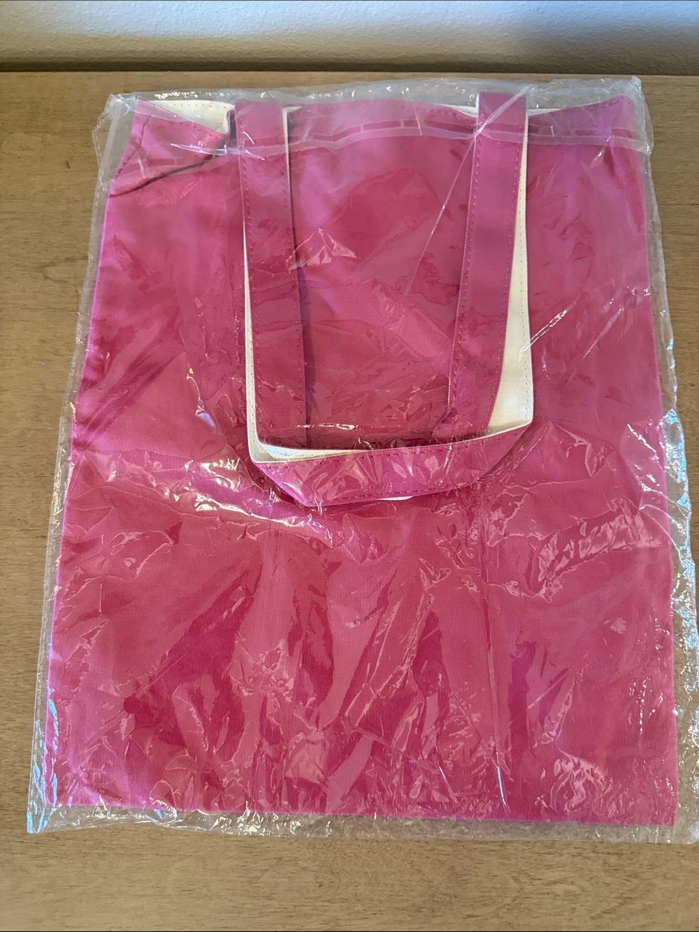 NEW Gucci Beauty Pink Fuchsia Tote Bag - Authentic VIP GWP - Picture 3 of 3